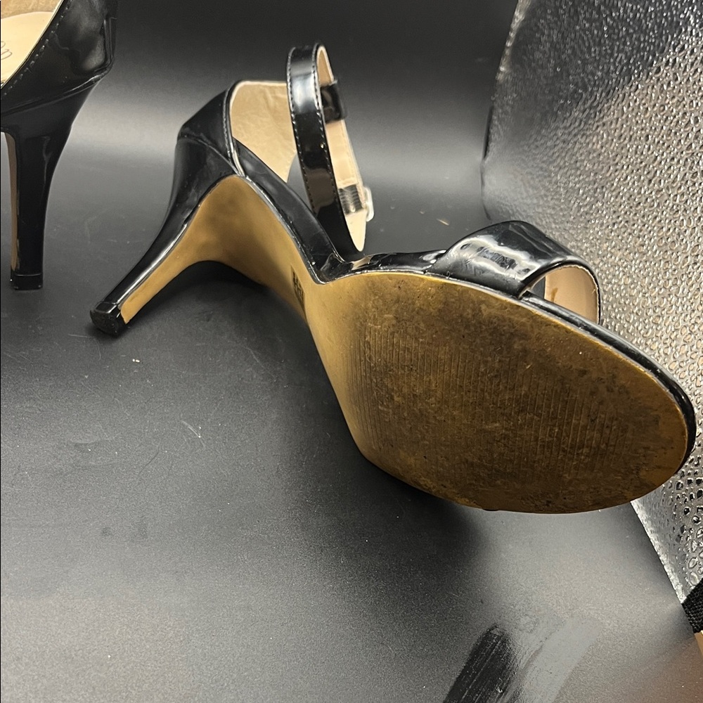 New York & Company Black Patent Heels - Picture 4 of 5